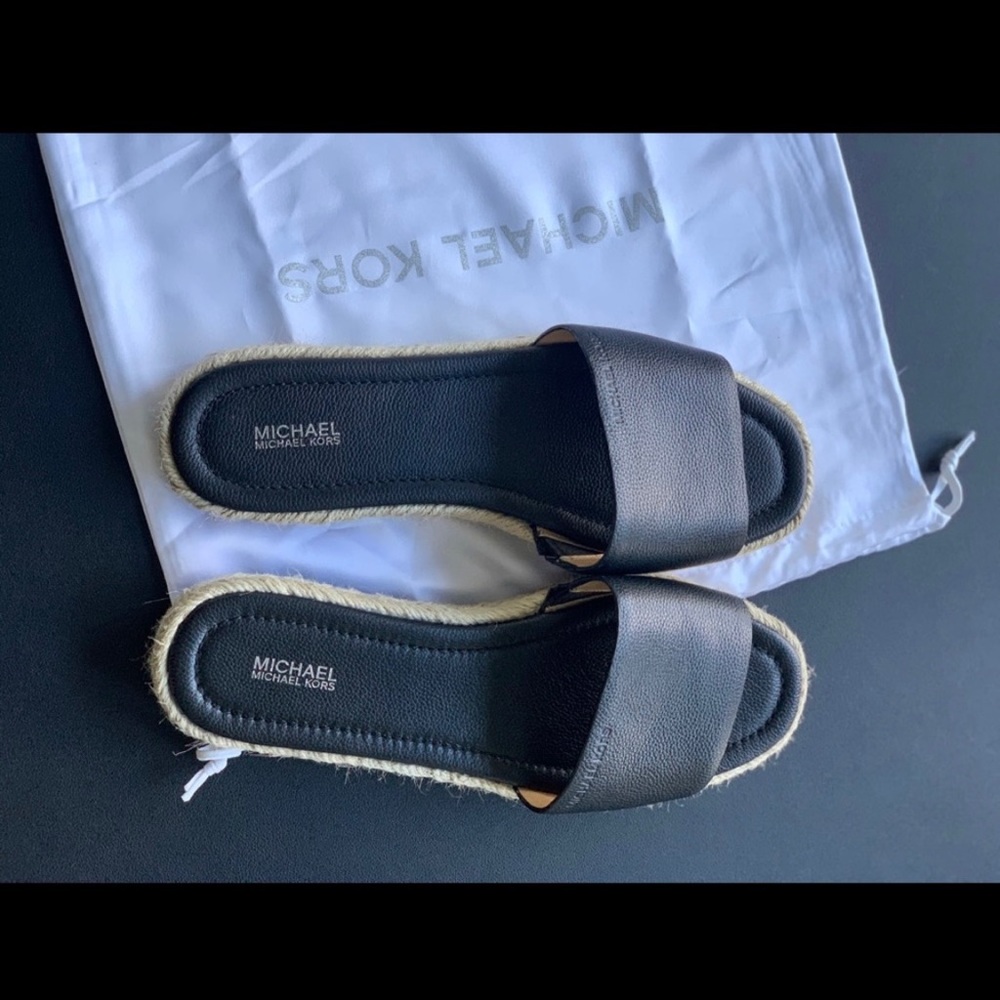 NWOT Michael Kors Dempsey espadrille slides